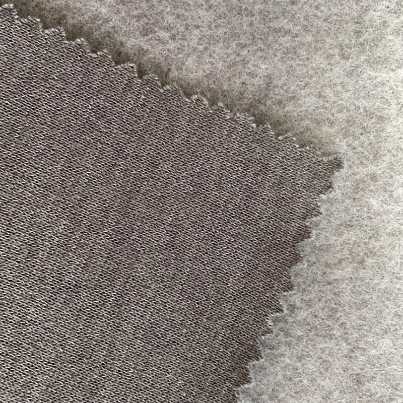 44 % polyester 46 % coton 10 % rayonne polaire